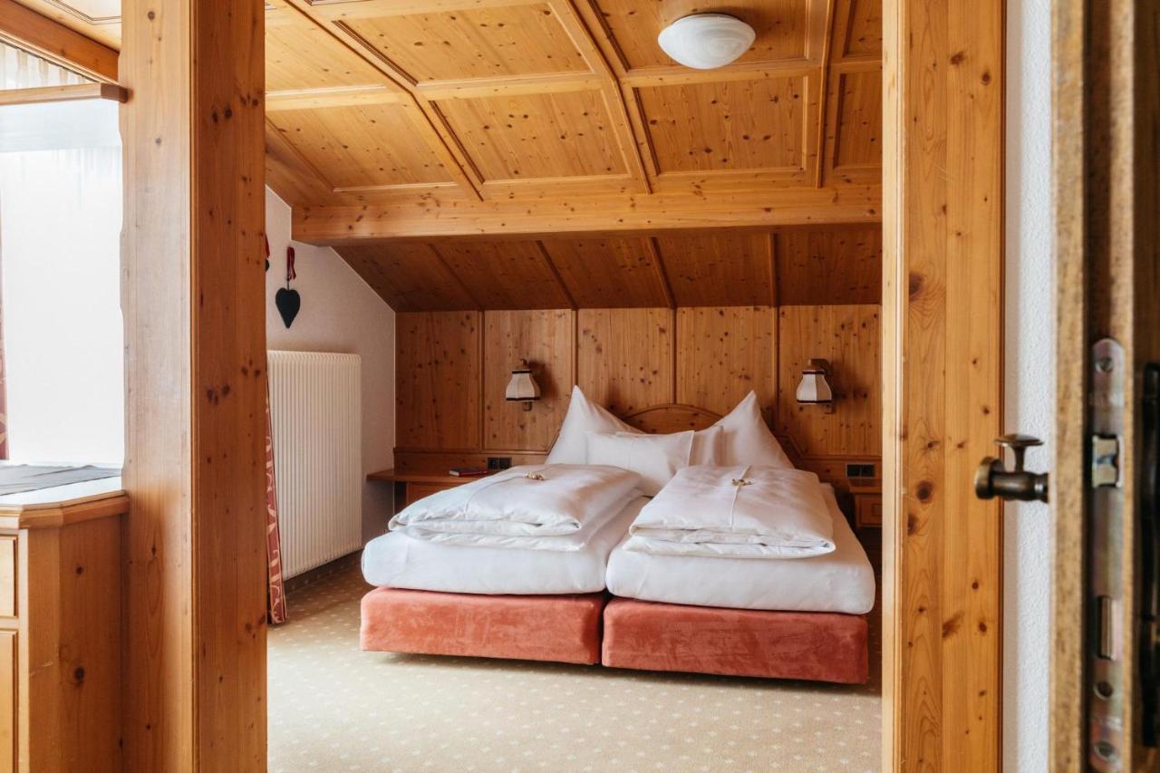Hotel Kristall Lech am Arlberg Exteriör bild