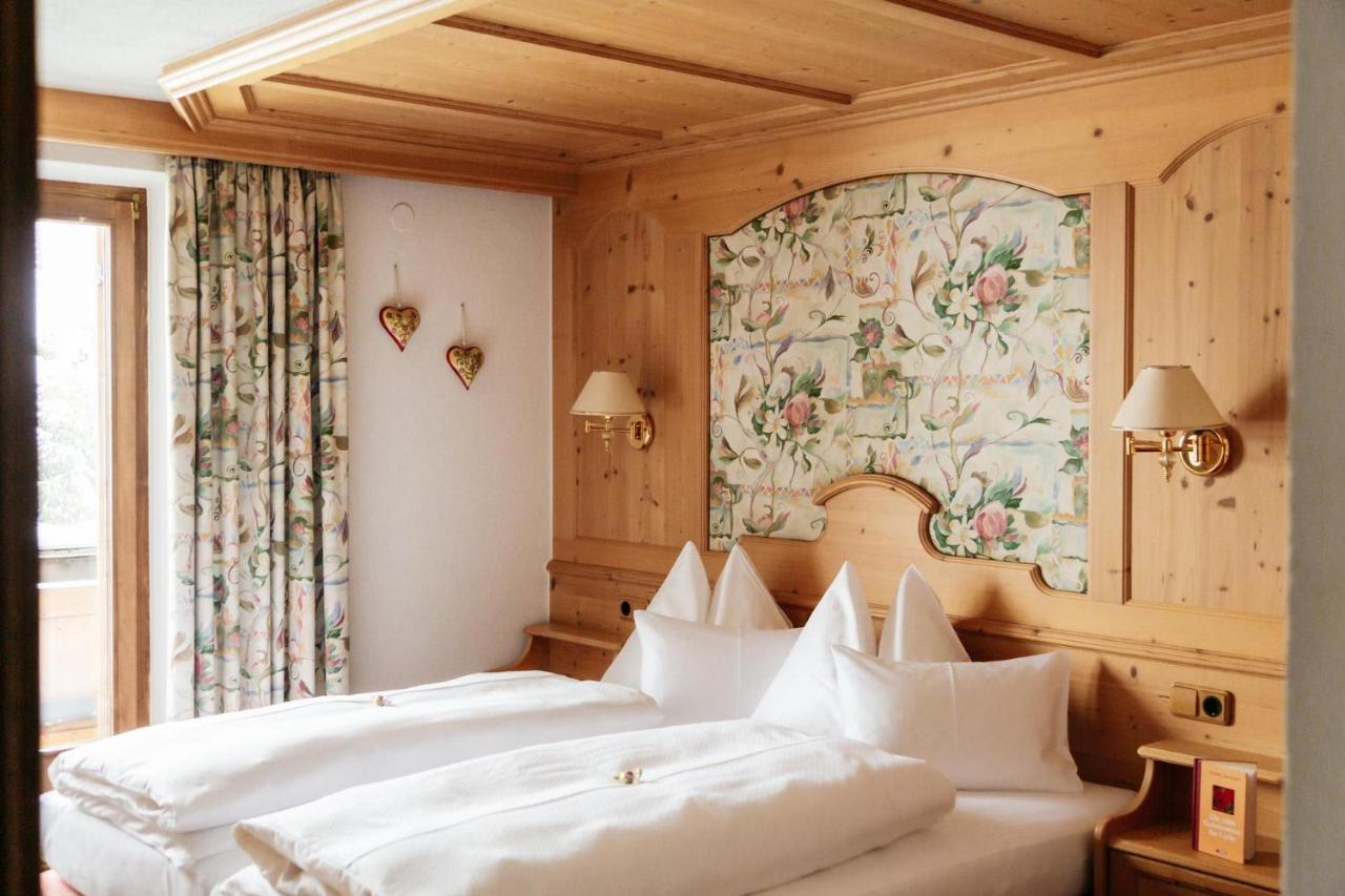 Hotel Kristall Lech am Arlberg Exteriör bild