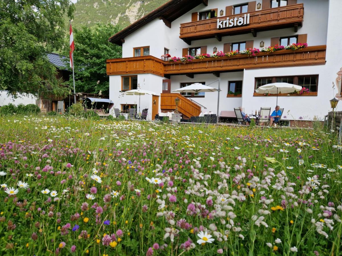 Hotel Kristall Lech am Arlberg Exteriör bild