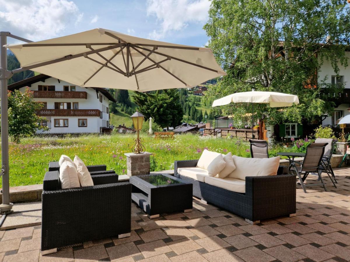 Hotel Kristall Lech am Arlberg Exteriör bild